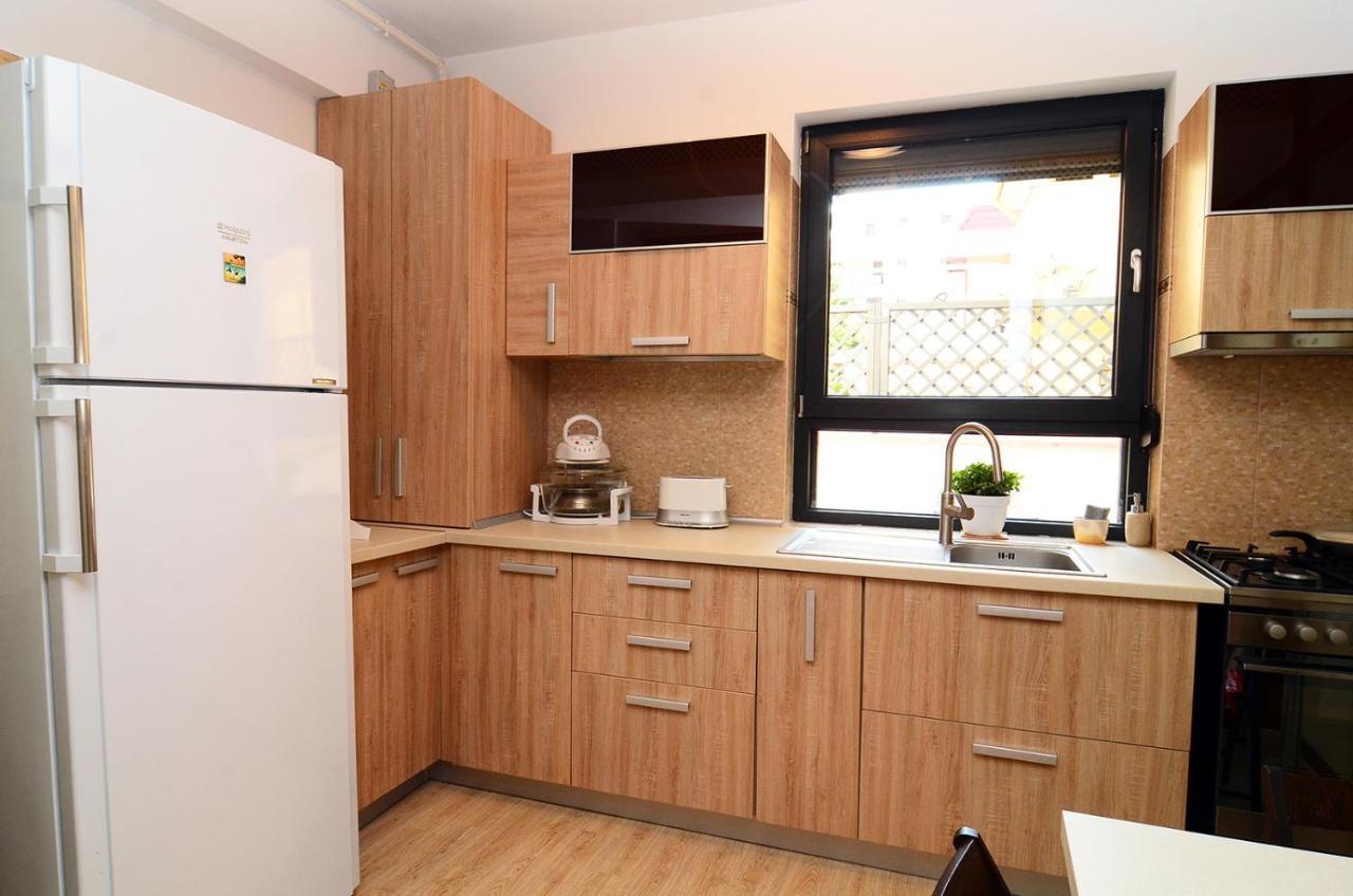 Luxury Apartment By The Park / Arch Of Triumph บูคาเรสต์ ภายนอก รูปภาพ